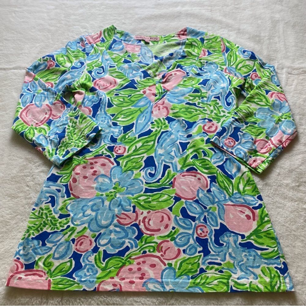 Barbara
Gerwit Vintage Colorful V-neck Top Size Medium